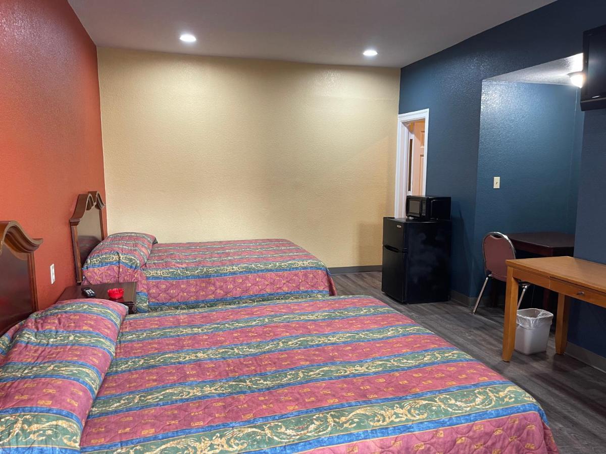 Kenwood Court Motel 윌슨 외부 사진