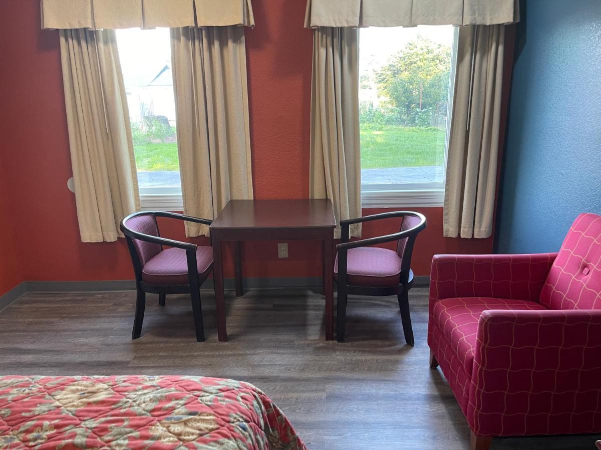 Kenwood Court Motel 윌슨 외부 사진